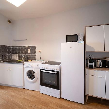 Grand Studio ✰ 35M² ✰ Centre ✰ 4Pers/2Lits ✰ Cuisine ✰ Wifi Cande Ngoại thất bức ảnh