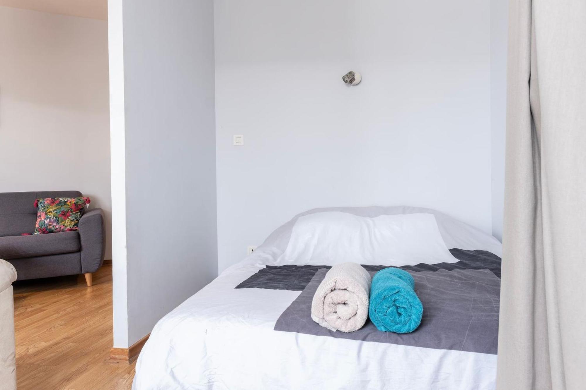 Grand Studio ✰ 35M² ✰ Centre ✰ 4Pers/2Lits ✰ Cuisine ✰ Wifi Cande Ngoại thất bức ảnh